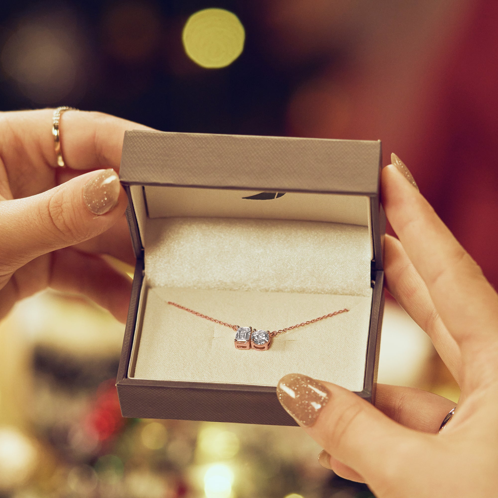 2 Ct Emerald & Round Shape Diamond Fashion Necklace | 14K Rose Gold