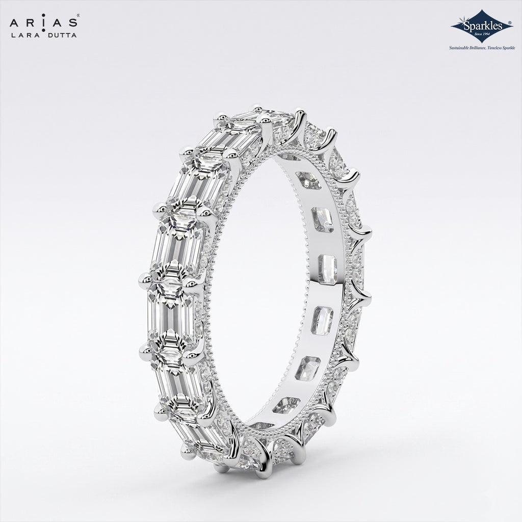 Arias by Lara Dutta Signature Emerald Eternity Ring