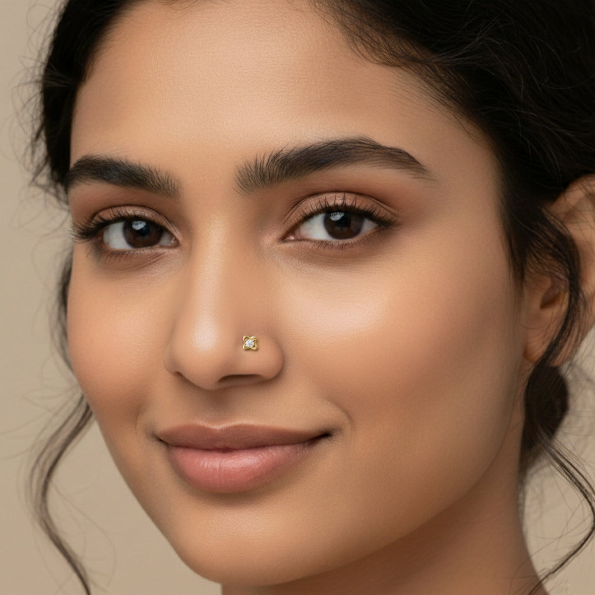 Solitaire Nosepin 0.13 Ct | 14Kt Yellow Gold