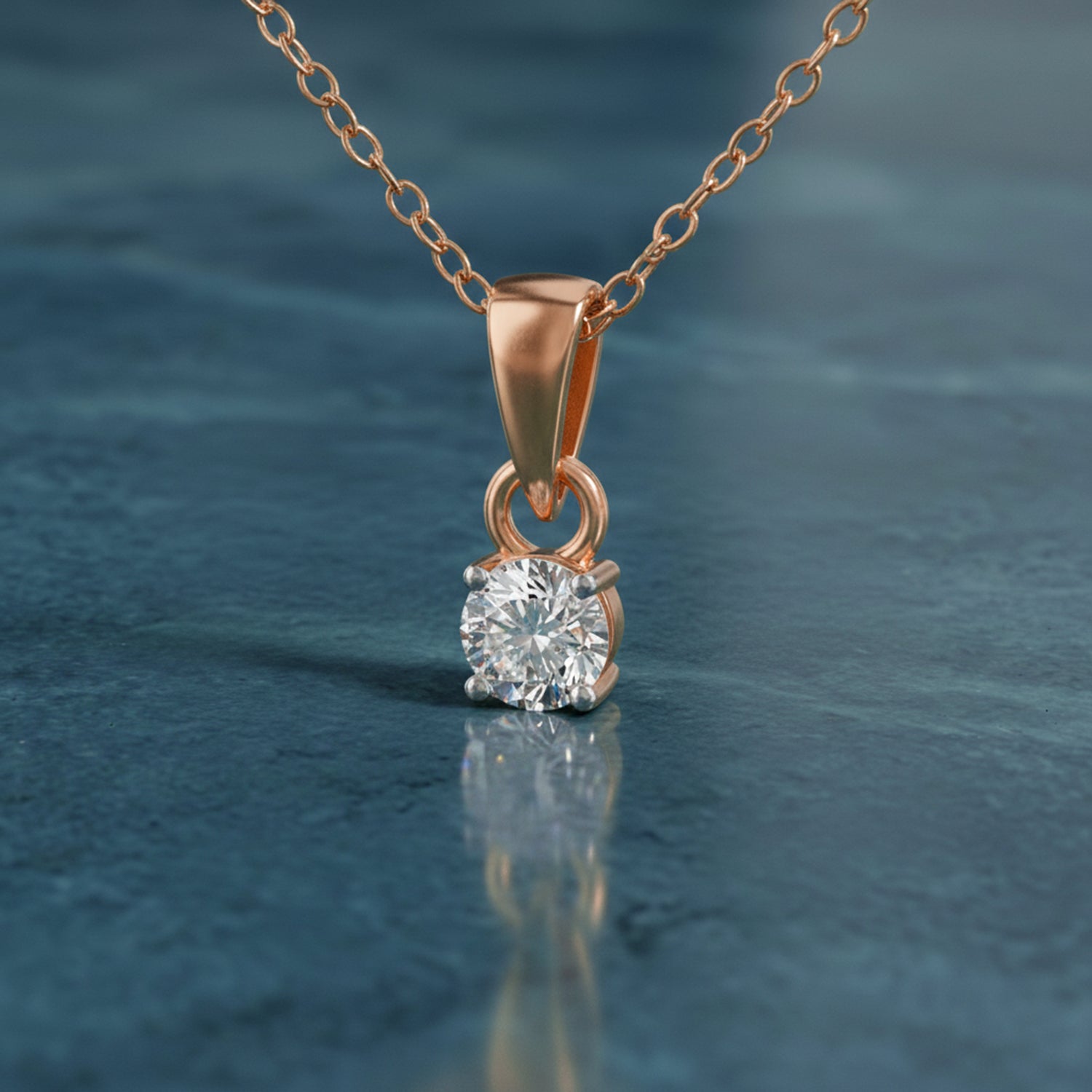 0.1 Ct Classic Solitaire Diamond Pendant Necklace in 14Kt