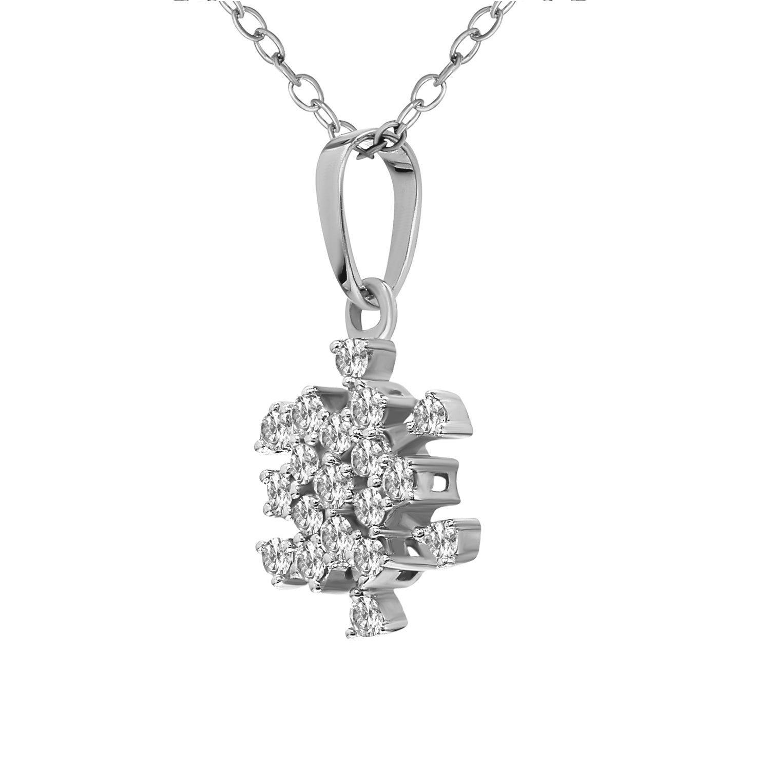 0.7 Ct Diamond Pendant Necklace in 14Kt